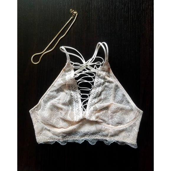 Victoria's secret, SEXY, high necked,lace up bra - Picture 3 of 6